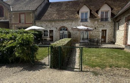 G&icirc;te n&deg;G91110 Briis-sous-Forges - Essonne - L'&eacute;table et la bergerie