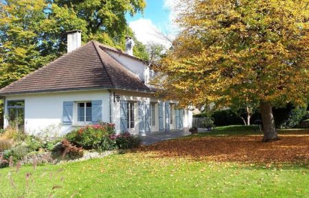 G&icirc;te n&deg;G910052 Sermaise - Essonne - en automne